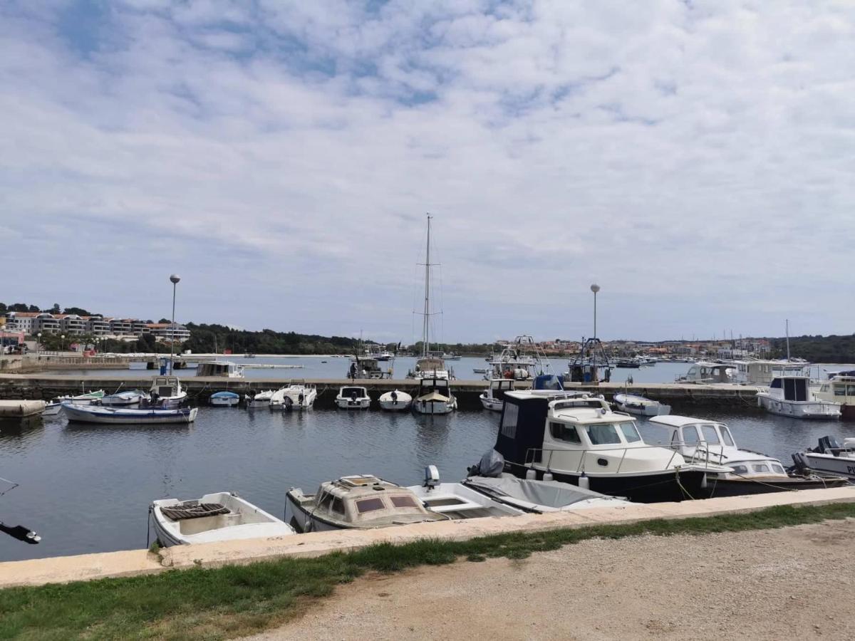 Black Pearl - Luxury Seaside App With Pool & Bbq, Istra Banjole Luaran gambar